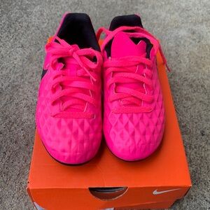 Hot Pink, Nike TIEMPO, youth girls size 10c soccer cleats.